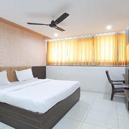 Fabhotel The Heaven Ahmedabad Exterior photo