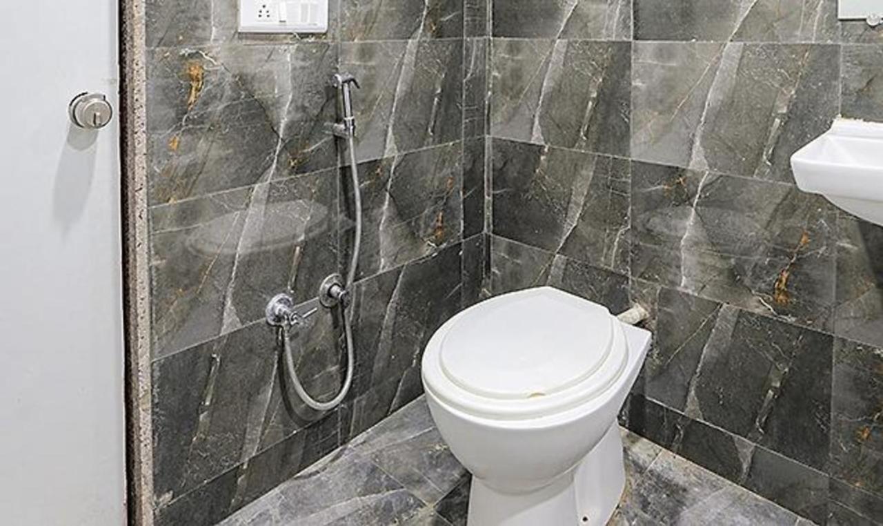 Fabhotel The Heaven Ahmedabad Exterior photo